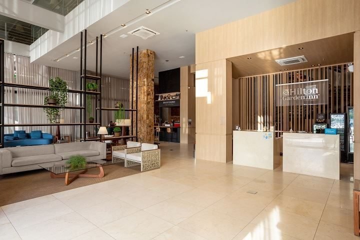 Suíte de Hotel com 1 dormitório (sendo 1 suíte) à venda em Itajaí – Praia Brava, Itajaí com 27 m²