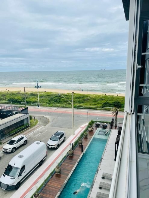 Apartamento com 3 dormitórios (sendo 3 suítes) à venda em Itajaí – Praia Brava, Itajaí com 109 m²