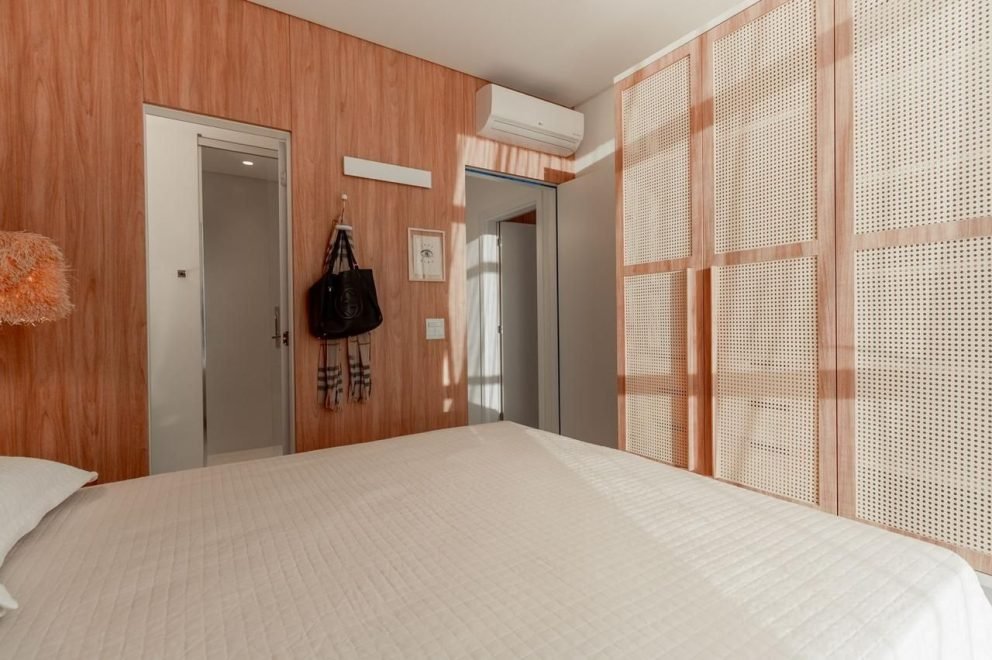 Apartamento com 2 dormitórios (sendo 1 suíte) à venda em Itajaí – Praia Brava, Itajaí com 98 m²