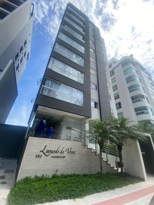 Apartamento com 3 dormitórios (sendo 1 suíte) à venda em Itajaí – Praia Brava, Itajaí com 115 m²