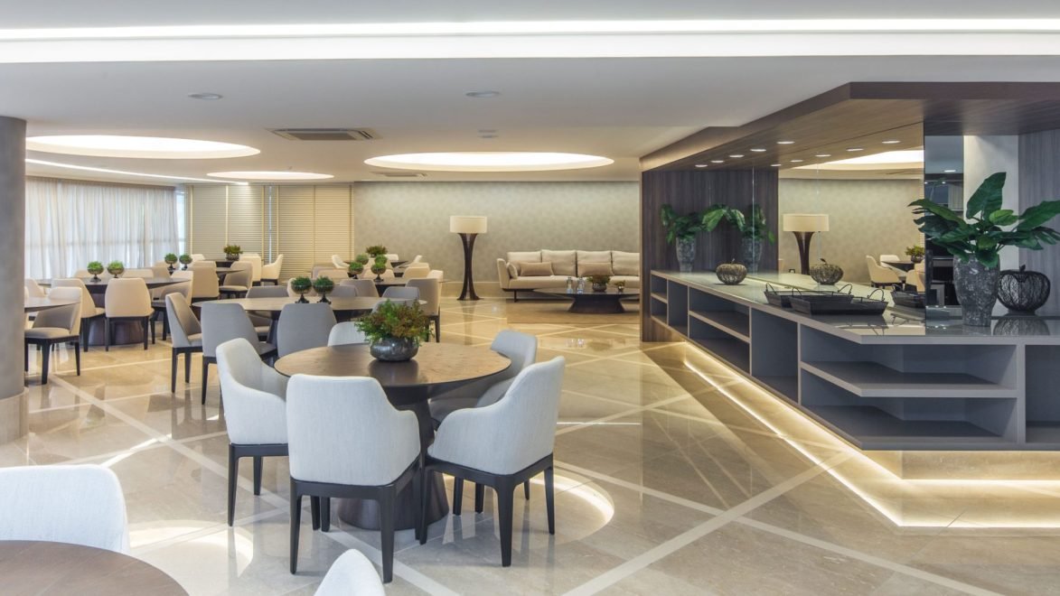 Ibiza Towers – Apartamento com 4 dormitórios (sendo 4 suítes) à venda em Bal. Camboriú – Centro com 237 m²