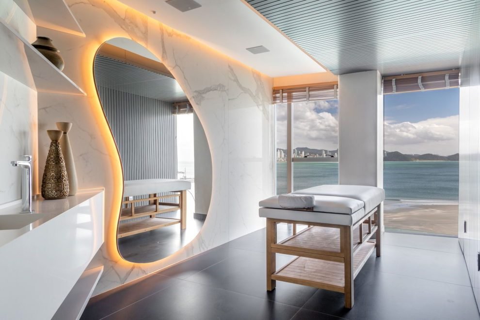 Pharos – Apartamento com 4 dormitórios (sendo 4 suítes) à venda em Bal. Camboriú – Centro com 230 m²