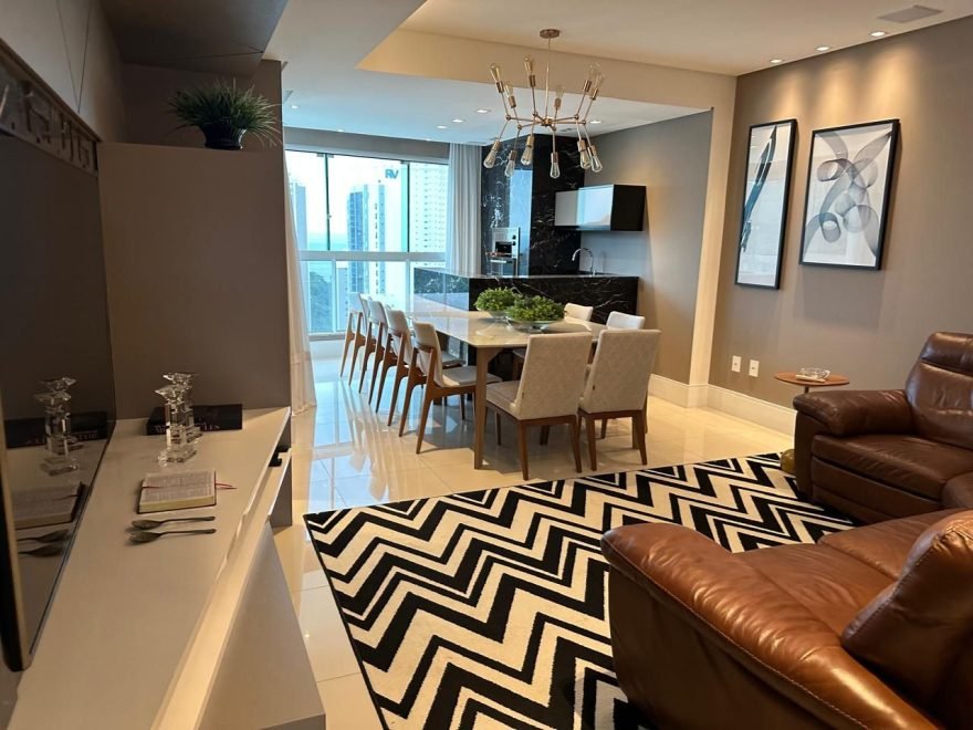 Apartamento com 3 dormitórios (sendo 3 suítes) à venda em Balneário Camboriú – Pioneiros com 133 m²