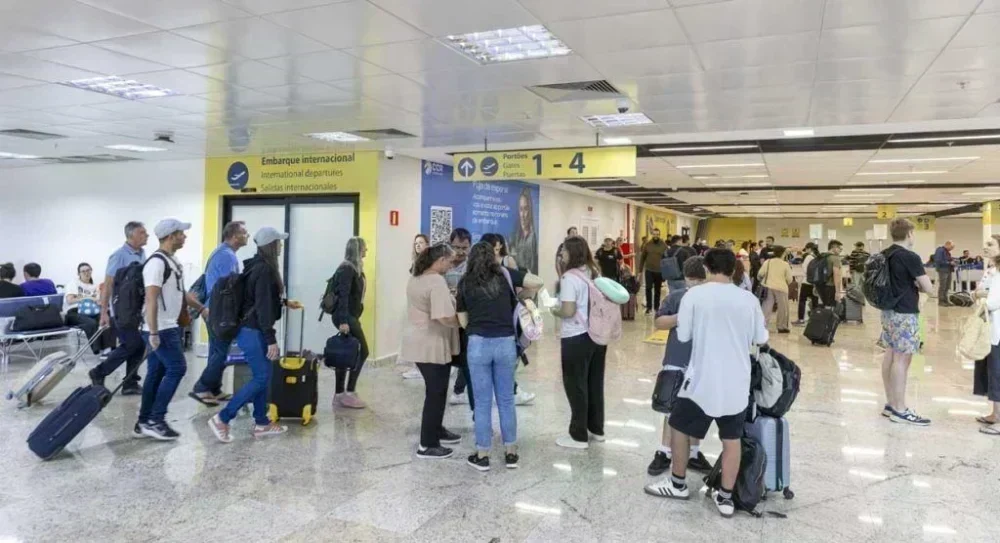 Aeroporto de Foz: Crescimento e Oportunidades para Investidores