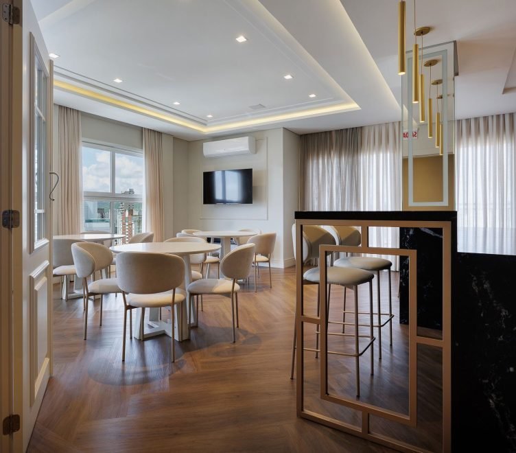 L’Acqua Residence – Apartamento com 4 dormitórios (sendo 4 suítes) à venda em Itajaí – Centro com 158 m²