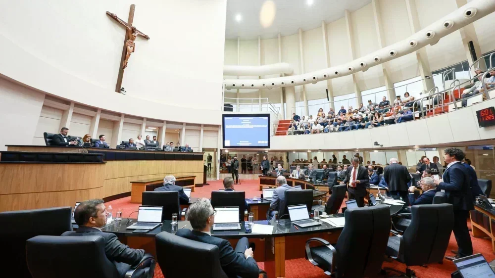 Assembleia Legislativa aprova LOA 2026 e pacote tributário
