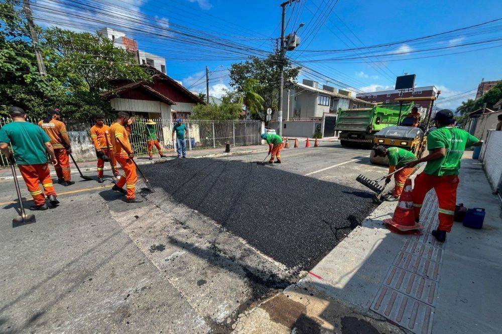 Balneário Camboriú: Novas lombadas e faixas elevadas em vias