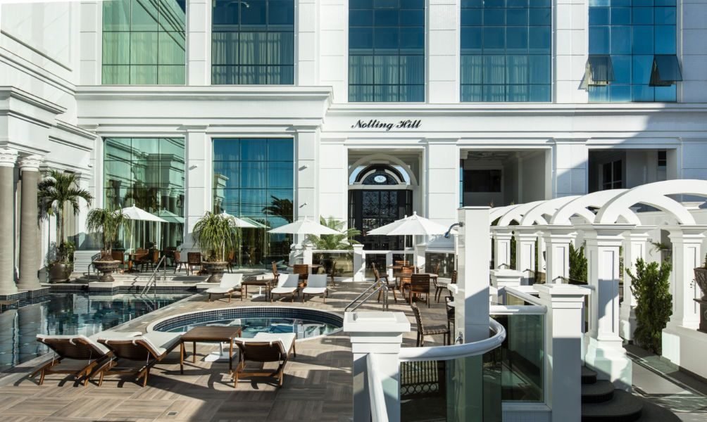 Apartamento com 3 dormitórios (sendo 3 suítes) à venda em Balneário Camboriú – Barra Sul com 179 m²