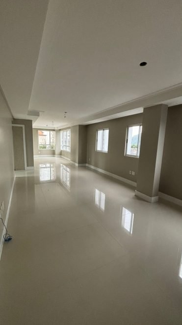 Mendelssohn Residence – Apartamento Garden com 3 dormitórios (sendo 3 suítes) à venda em Bal. Camboriú – Barra Sul com 160 m²