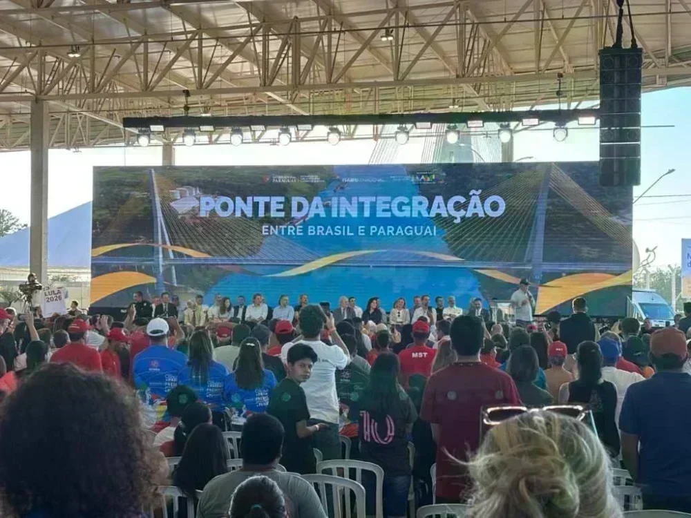 Lula Inaugura Ponte da Integração e Critica Liberação Acelerada