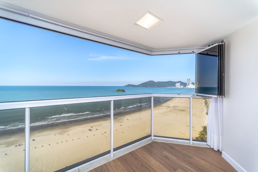 Apartamento com 4 dormitórios (sendo 4 suítes) à venda em Balneário Camboriú – Centro, Balneário Camboriú com 273 m²