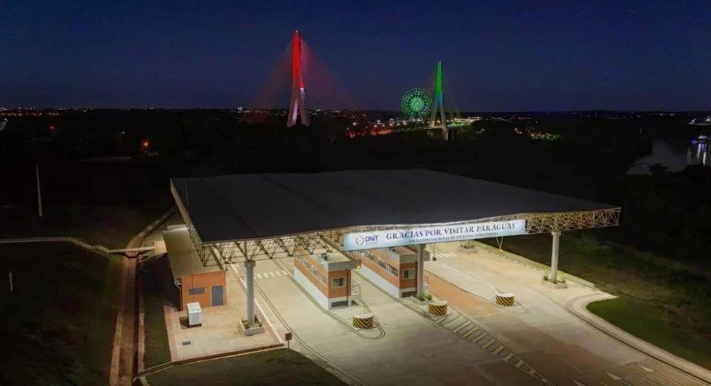 Ponte da Integração: Primeiro Caminhão Passa com Sucesso