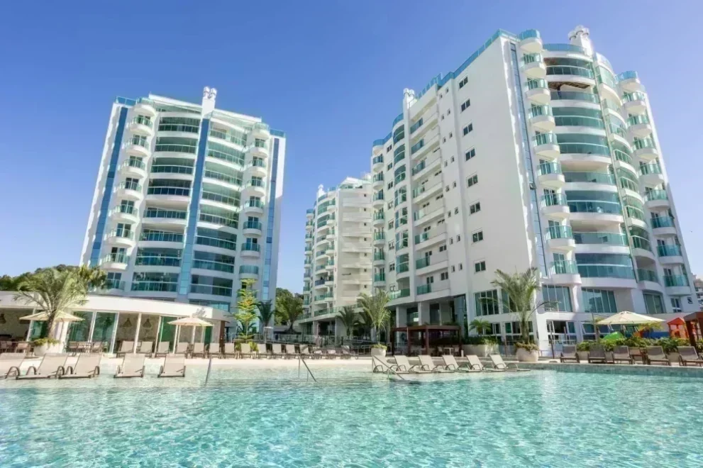 Reserva Figueira – Apartamento Garden com 3 dormitórios (sendo 3 suítes) à venda em Itajaí – Praia Brava com 257 m²