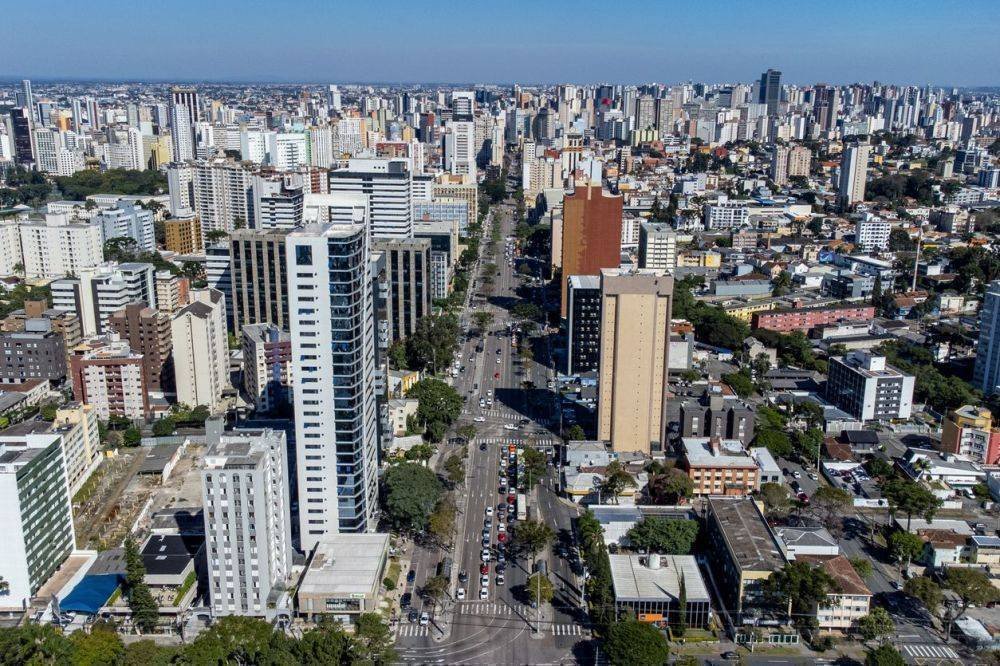Revitalização do Centro de Curitiba Impacta Aluguel Comercial