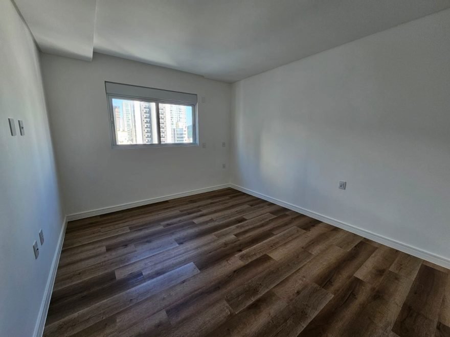 Olimpia Residence – Apartamento com 4 dormitórios (sendo 4 suítes) à venda em Bal. Camboriú – Centro com 163 m²