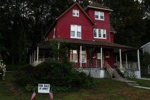 Taxa de Desemprego no Brasil Cai para 5,2% em Novembro