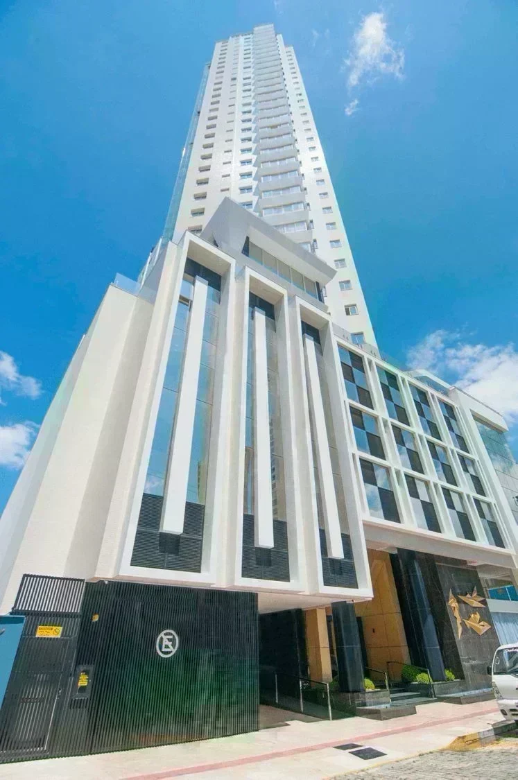 Via Marina: Apartamentos de Alto Padrão com Vista para o Mar em Balneário Camboriú