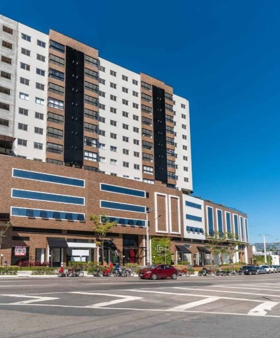 Apartamento com 2 dormitórios (sendo 1 suíte) à venda em Balneário Camboriú – Centro com 68 m²