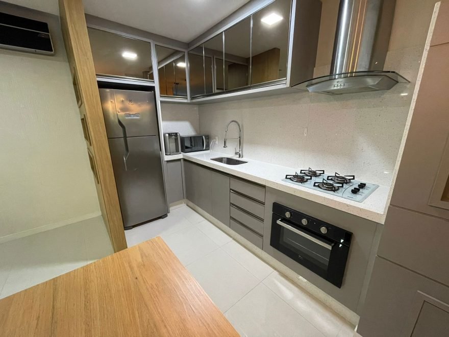 Apartamento com 2 dormitórios (sendo 1 suíte) à venda em Balneário Camboriú – Nações com 64 m²