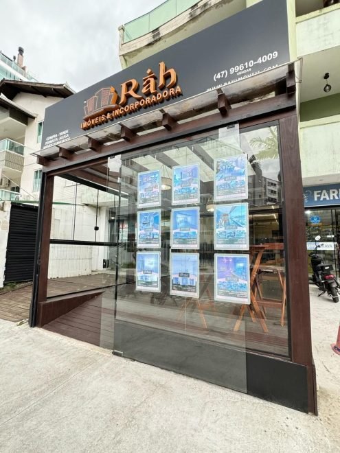 Sala Comercial à venda em Balneário Camboriú – Praia Brava com 49 m²