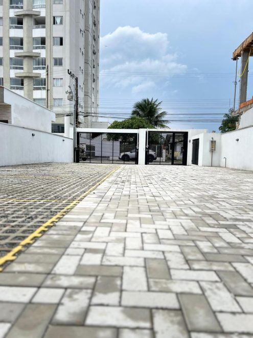 Apartamento com 2 dormitórios (sendo 1 suíte) à venda em Itajaí – São João com 98 m²