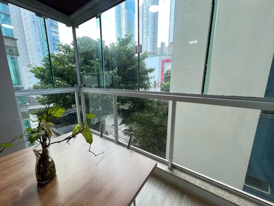 Apartamento com 1 dormitório (sendo 1 suíte) à venda em Balneário Camboriú – Centro com 43 m²