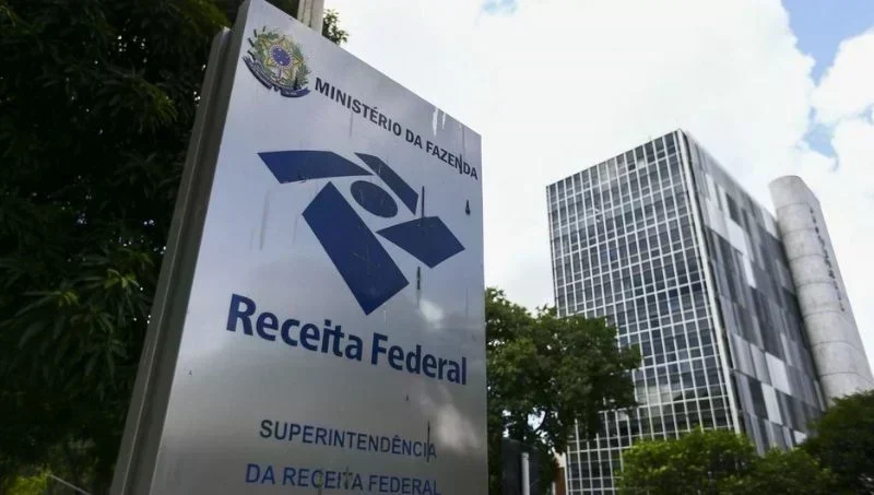 Aumento do Piso Salarial dos Professores: Imposto de Renda Reduzido em 2026