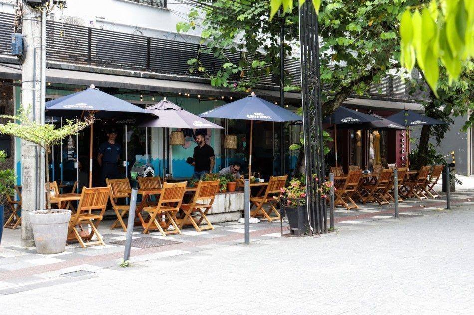 Blumenau e o conceito de cidade viva: 36 restaurantes com mesas na calçada sob regras rigorosas