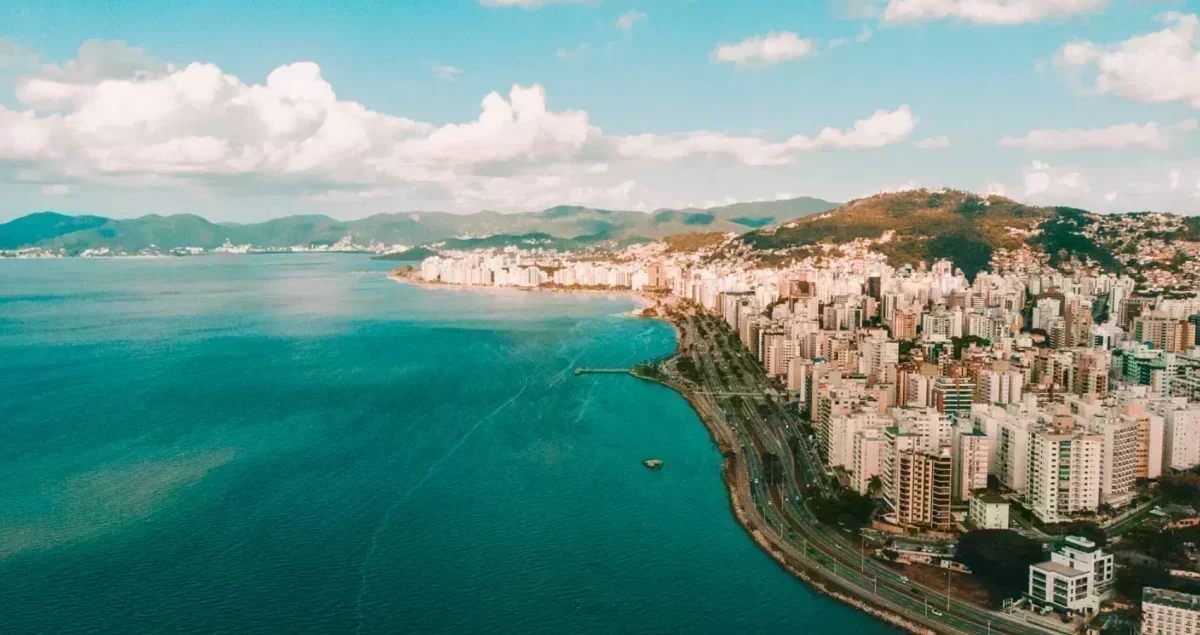 Crescimento de 22%: Santa Catarina lança 36,7 mil novas unidades e atrai investidores