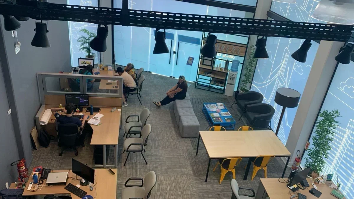 Foz do Rio Itajaí: Oportunidades em um Mar de Empresas