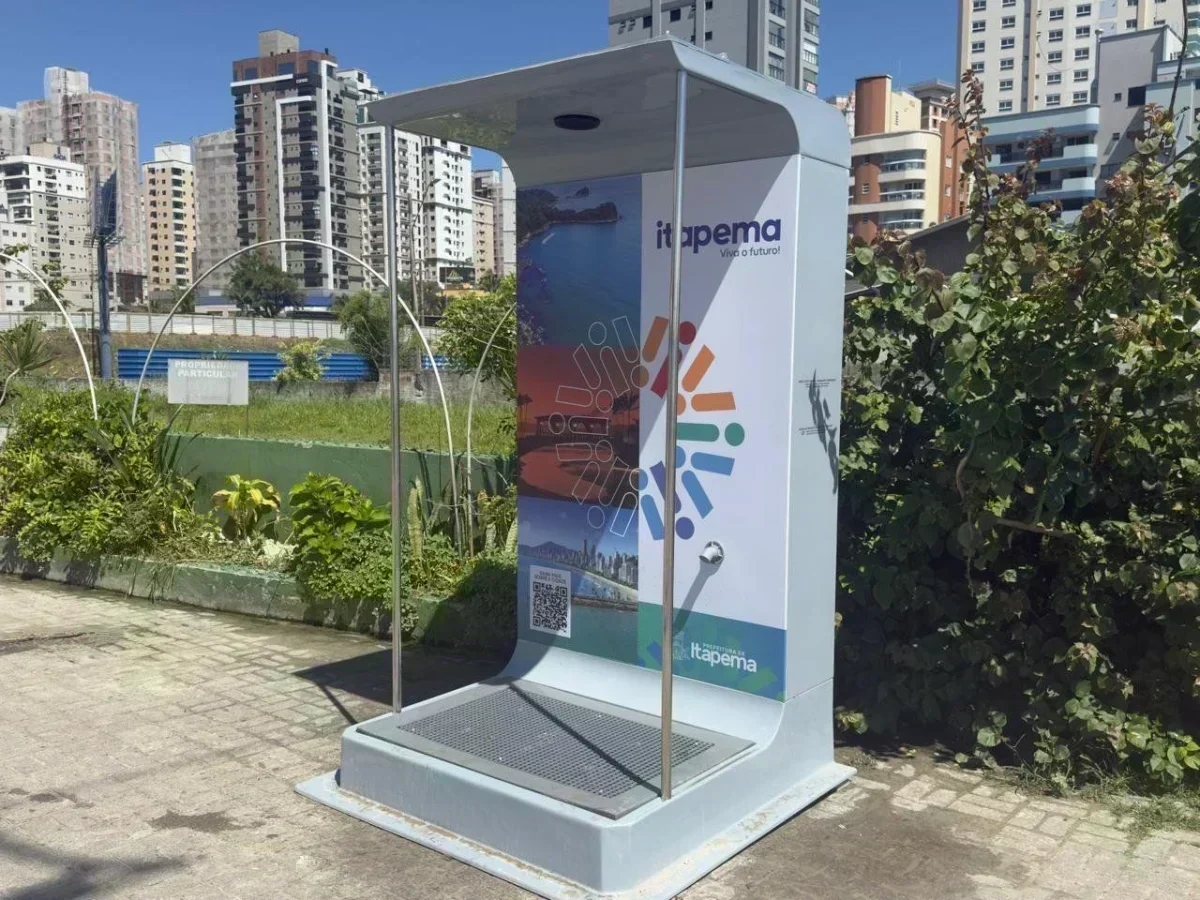 Itapema investe em infraestrutura: 23 duchas públicas para praias em 2026