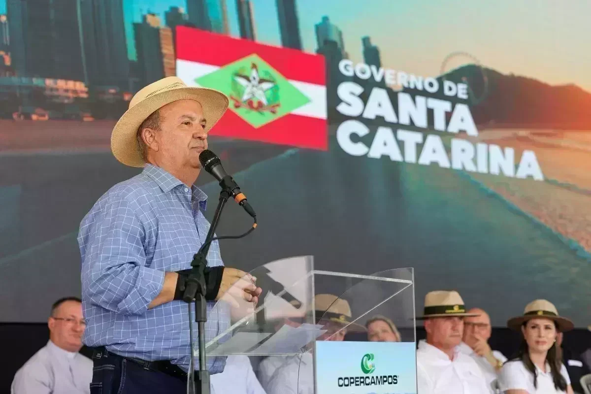 Jorginho Mello inaugura pavimentação da SC-421 na Festa Pomerana em 2026