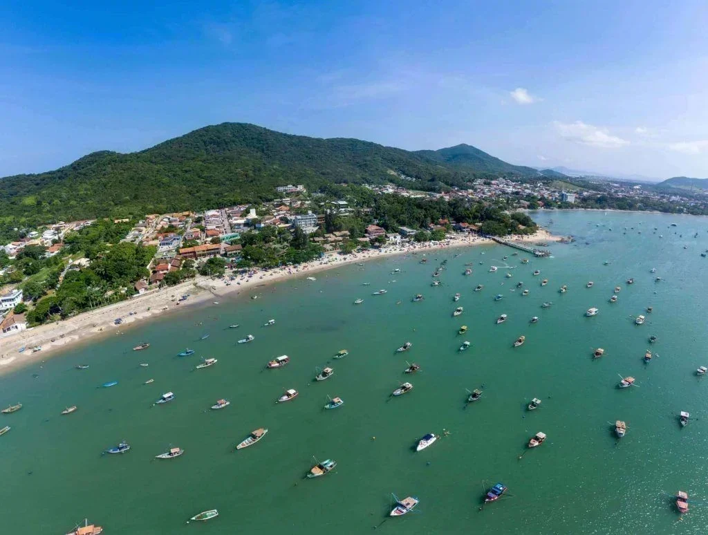 Novas regras de rastreamento de embarcações em Penha: prazos até 2029