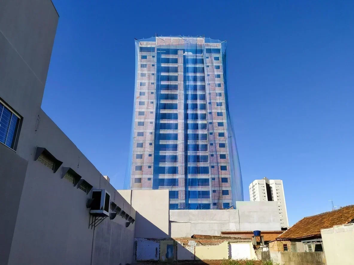 Patriani enfrenta crise e reestrutura para retomar obras até 2026