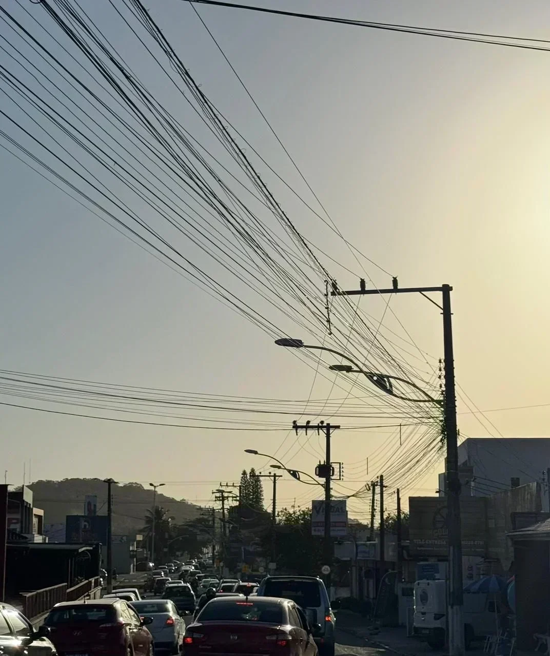 Penha se prepara para mutirão em fevereiro de 2026 para organizar fiação em postes e melhorar segurança pública