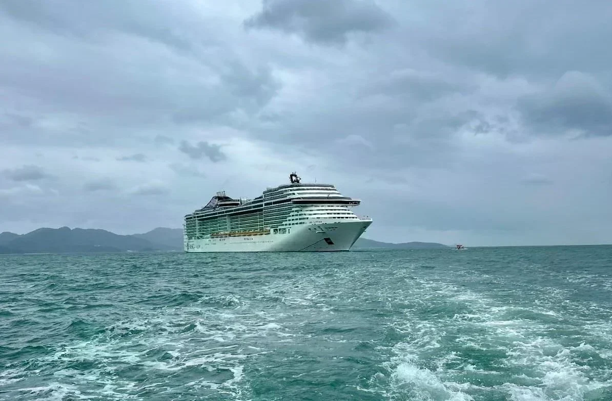 Porto Belo se destaca com escala inesperada do MSC Fantasia, trazendo 2.700 turistas em 2026