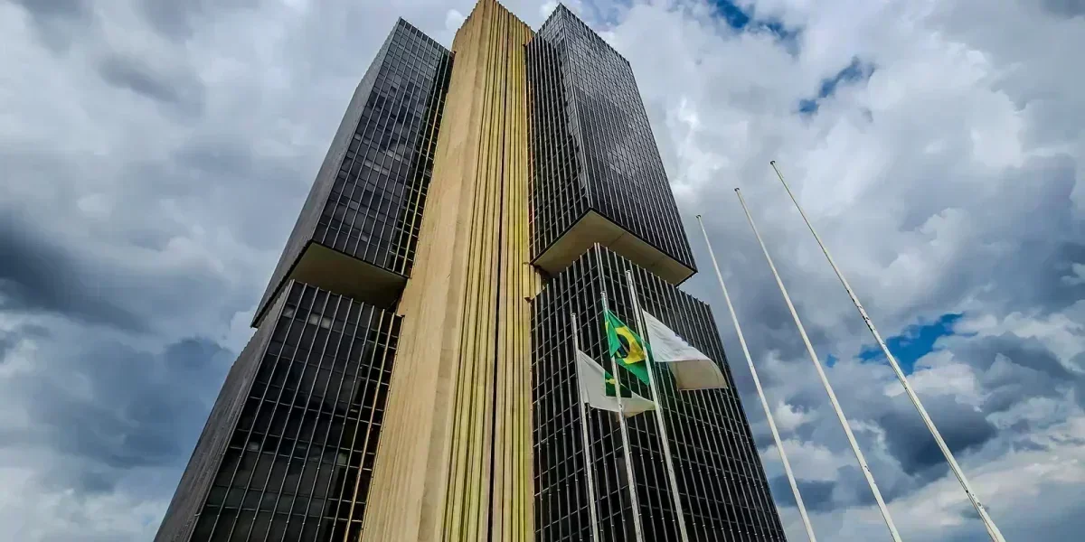 Brasil: Redução do Déficit Externo e Oportunidades de Investimento