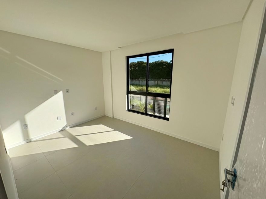 Sunset Residence – Sala Comercial à venda em Navegantes – Meia Praia com 48 m²