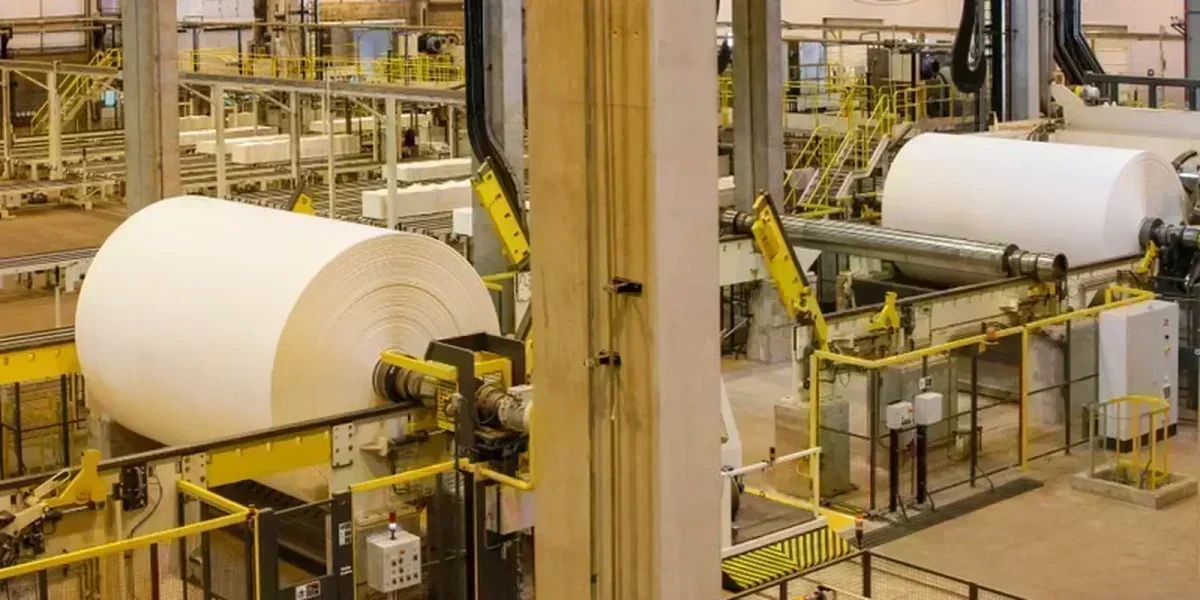 Juros altos e a estagnação da indústria brasileira em 2025