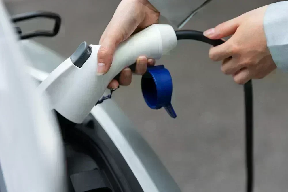 Lei do Direito à Recarga: Um Marco para a Eletromobilidade em SP