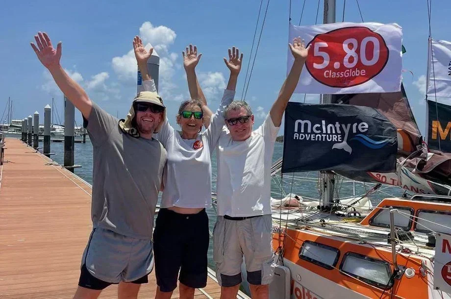 Mini Globe Race: A Travessia dos Veleiros e os Desafios do Mar