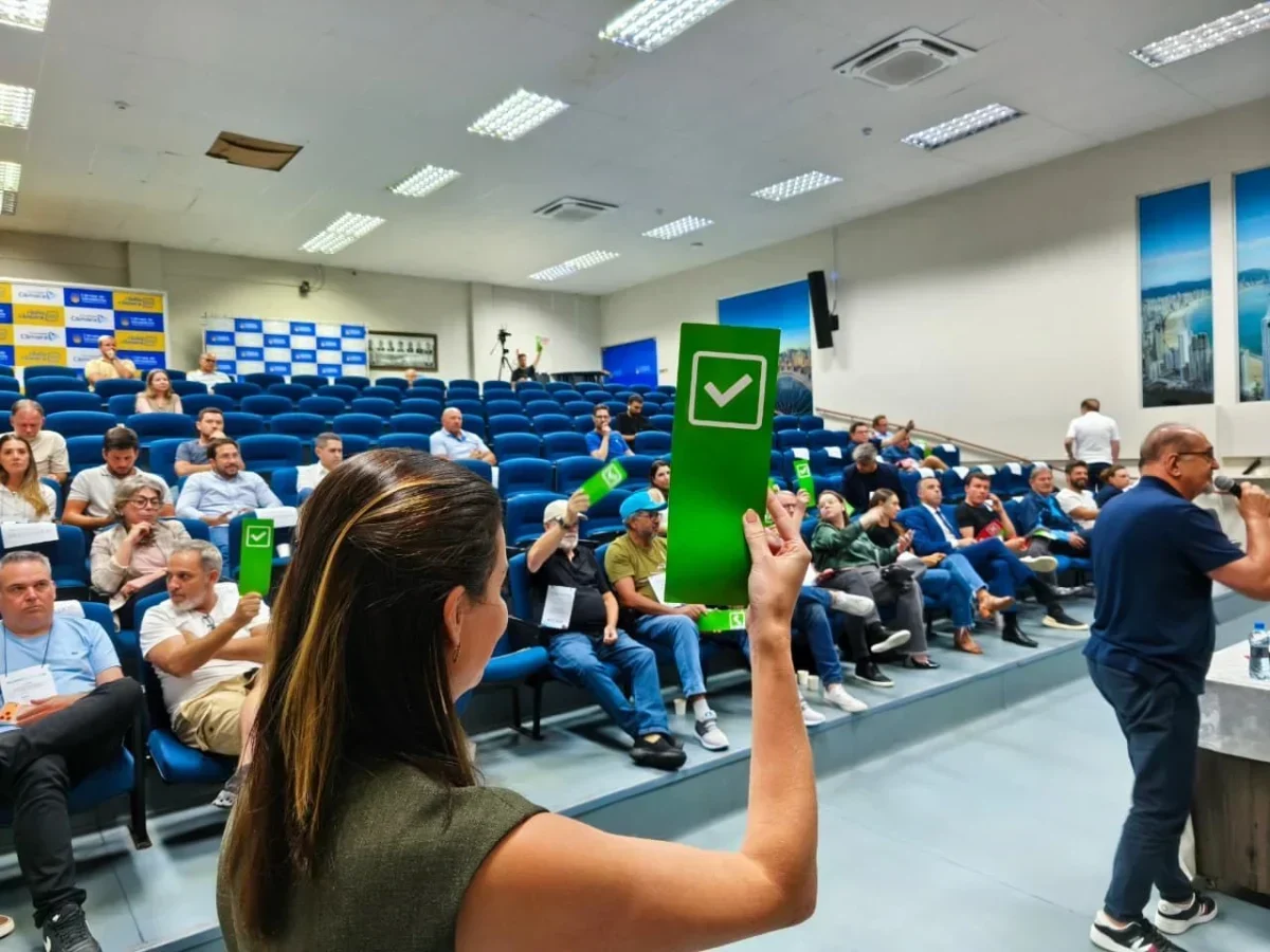 Mudanças na Praia de Laranjeiras: O Fim da Construção Vertical