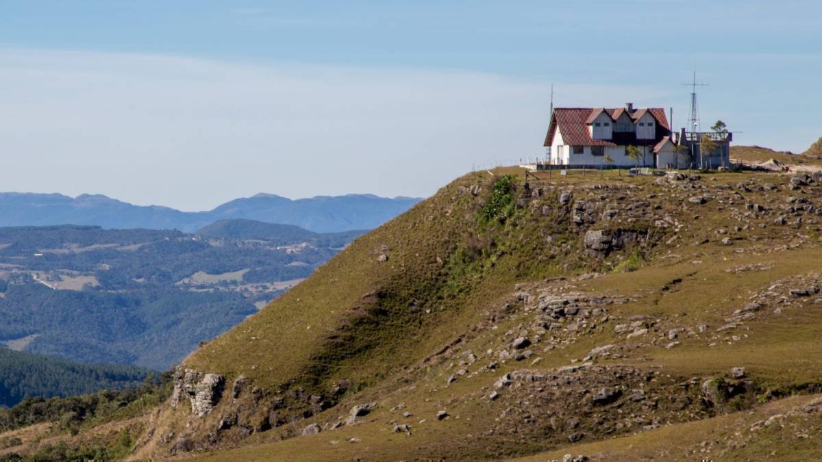 Rancho Queimado: Oportunidade de Investimento em Alto Padrão