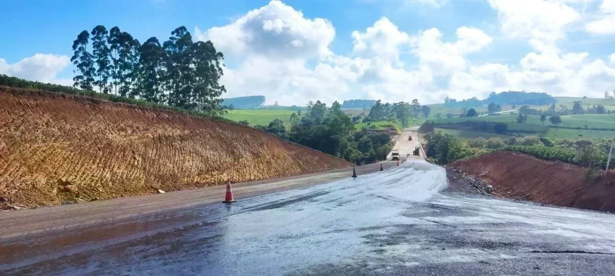 SC-281: Obra Histórica e Seus Impactos no Alto Vale do Itajaí