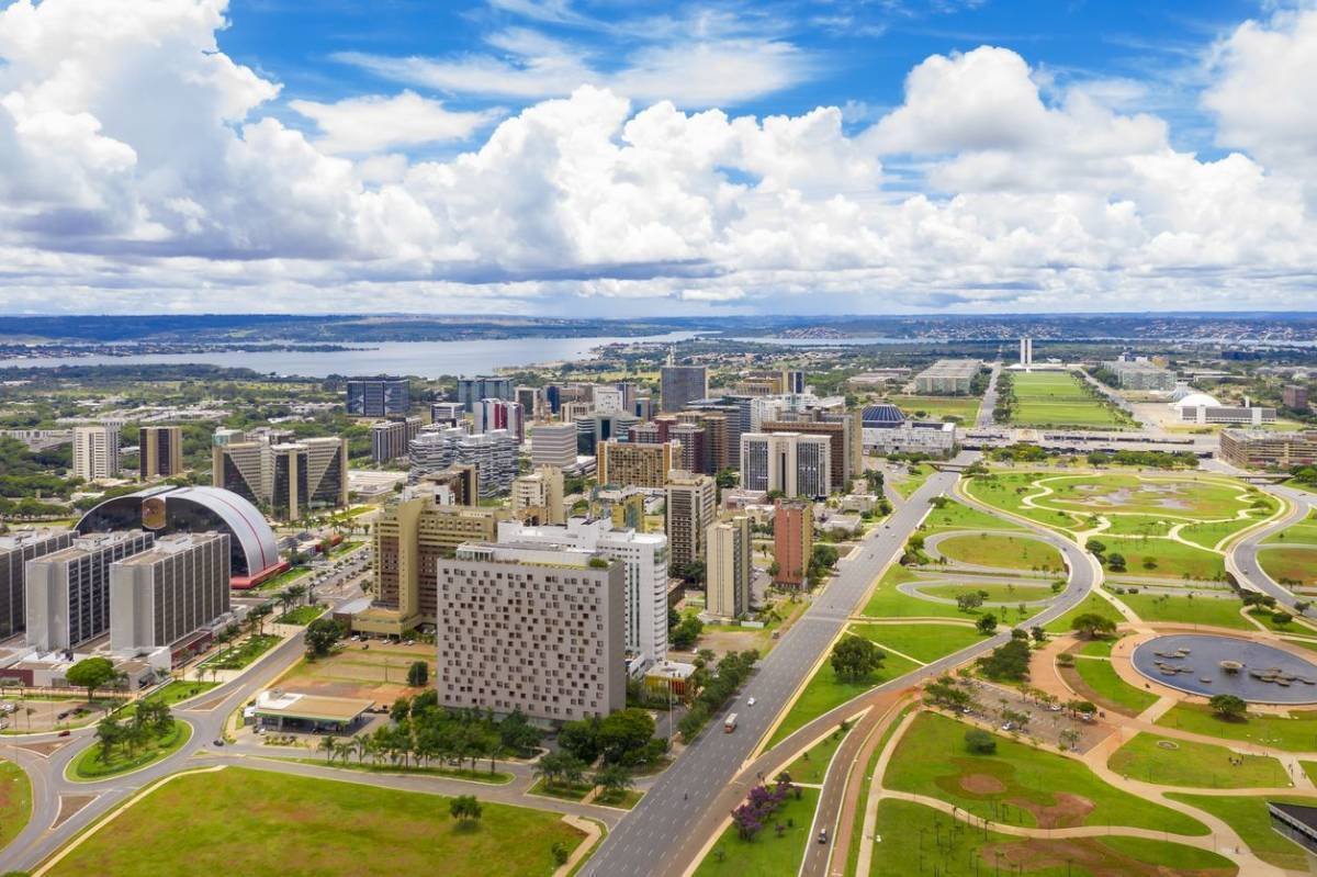 Setor Imobiliário do DF: Oportunidades e Desafios em 2025