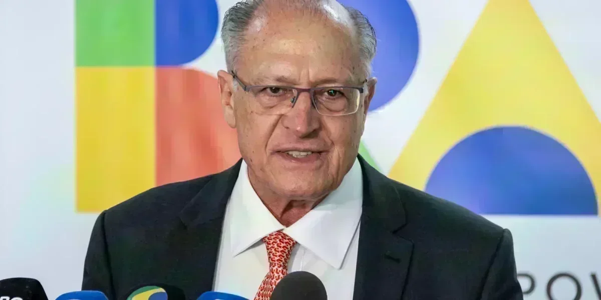 Tarifa de 15% dos EUA: Oportunidade ou Desafio para o Brasil?