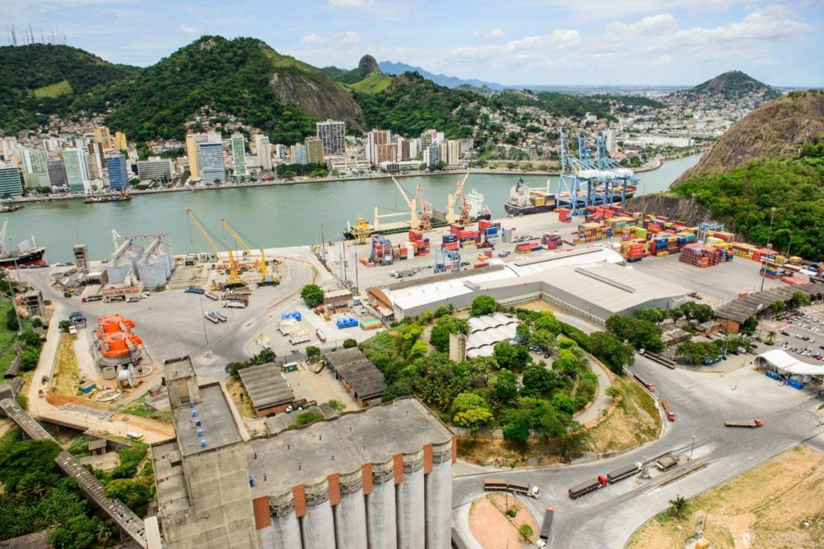 Alfandegamento do Terminal Portuário de Vila Velha: Oportunidade à Vista