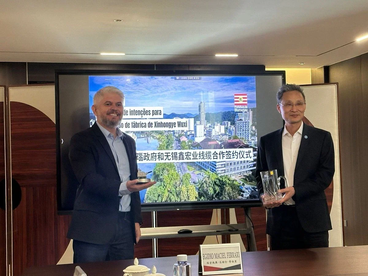 Blumenau se Prepara para a Revolução dos Veículos Elétricos