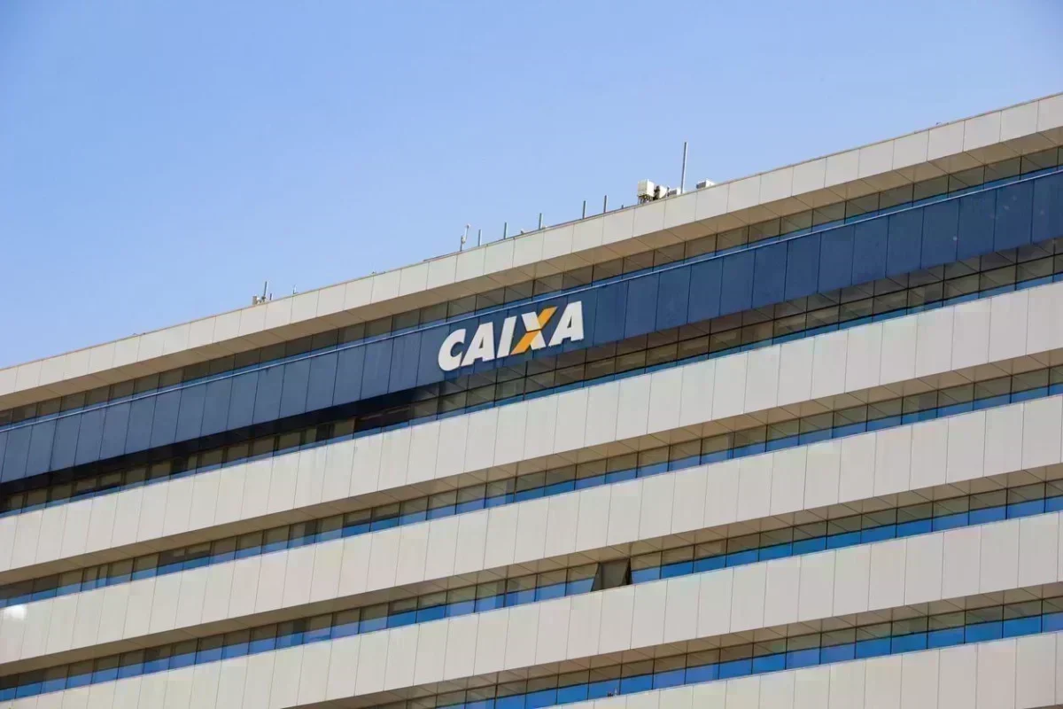 Caixa Retoma Financiamento de Imóveis de Alto Padrão: Oportunidade ou Armadilha?