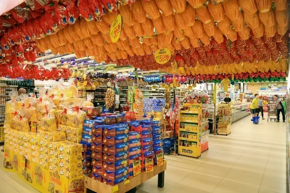 Catarinenses se Preparam para uma Páscoa de Gastos Recordes em 2026